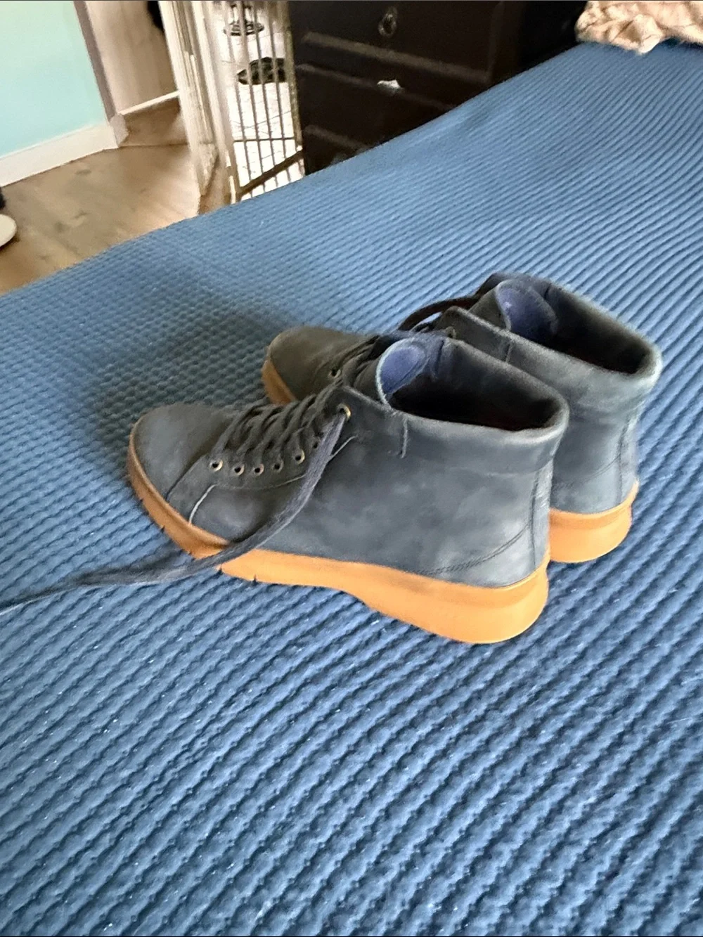 Cole Haan Men’s Navy Blue Nubuck High Top Sneakers Size 10